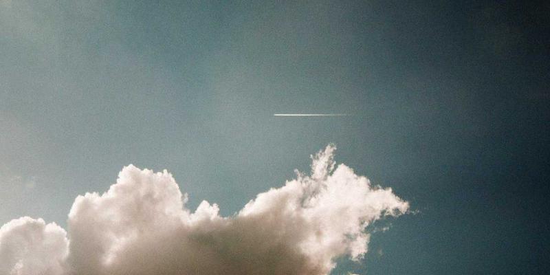 工业风时尚在元宇宙的崛起：虚拟服装设计、NFT数字藏品与身份表达新范式