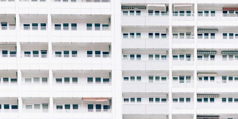 工业风时尚新潮流：环保面料与循环经济如何重塑你的穿搭搭配