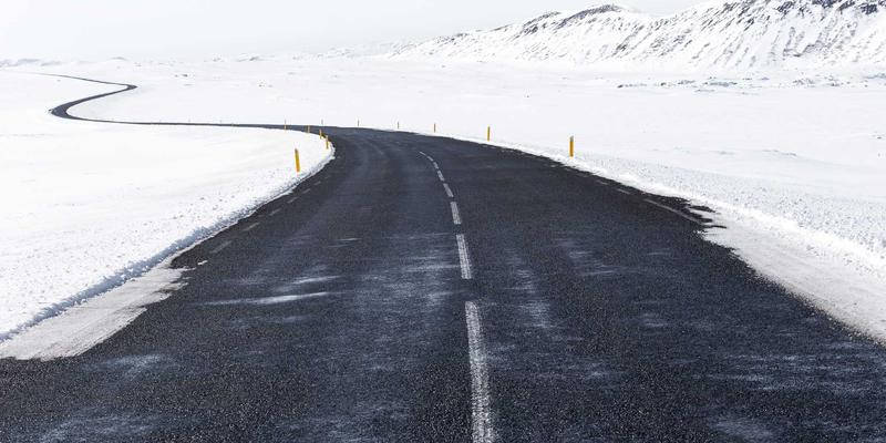 无性别时尚崛起：工业风搭配如何打破风格二元对立