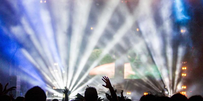 时尚31:解码当代潮流密码,定义你的个人风格时代