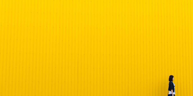 时尚是什么？从潮流表象到工业风内核的深度解构